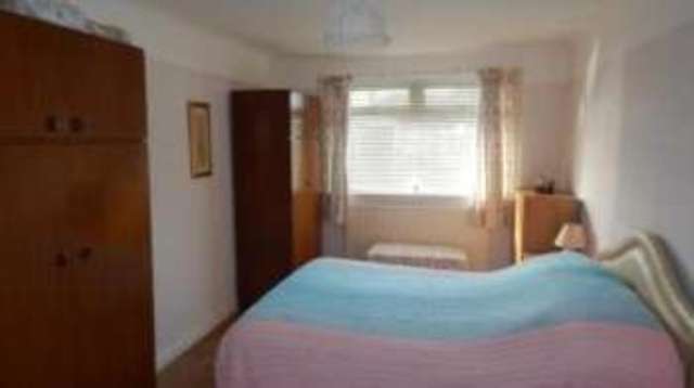  Image of 2 Bedroom Bungalow for sale at Burtonwood Warrington Burtonwood, WA5 4PR