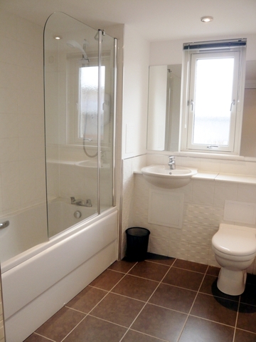  Image of 2 Bedroom Flat to rent at Dundee  Dundee, DD1 3AL