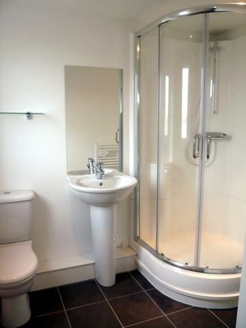 Image of 2 Bedroom Flat to rent at Dundee  Dundee, DD1 3AL