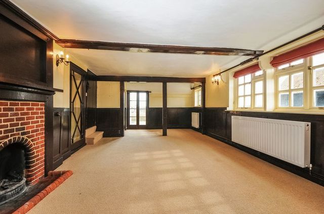  Image of 4 Bedroom Detached to rent at Southend Road Southend Reading, RG7 6HA