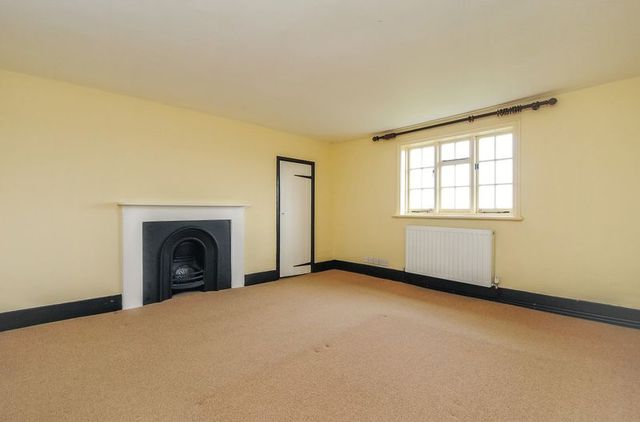  Image of 4 Bedroom Detached to rent at Southend Road Southend Reading, RG7 6HA