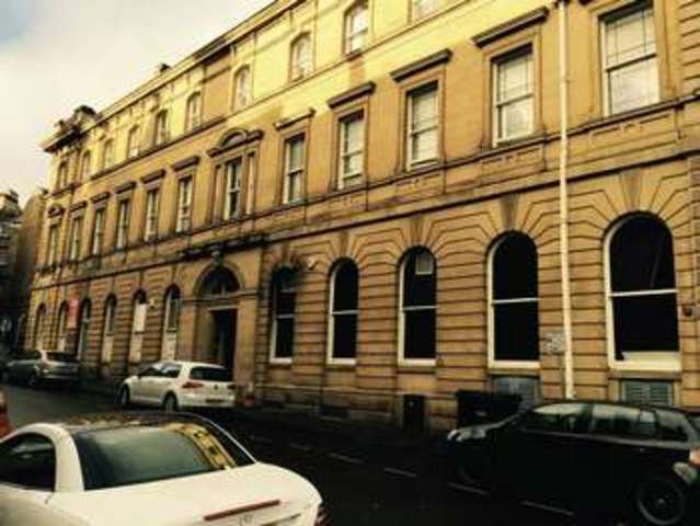  Image of 1 Bedroom Flat to rent at St. Peters Street  Huddersfield, HD1 1EX