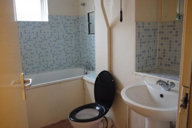  Image of 1 Bedroom Detached to rent at Whitechapel  London, E1 3ED