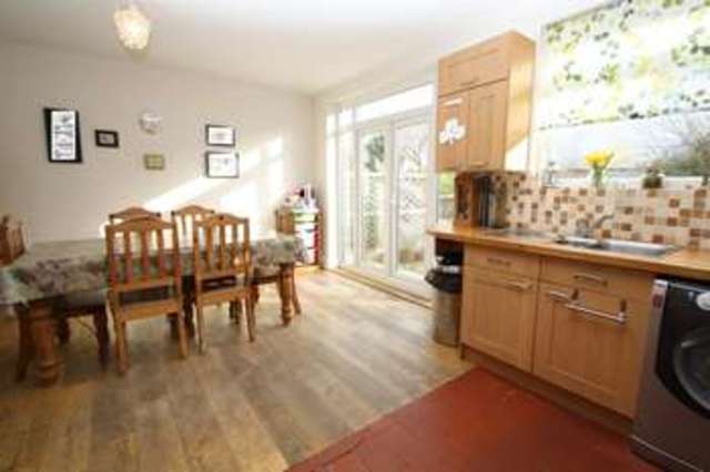  Image of 3 Bedroom Property for sale at Ulster Gardens London London, N13 5DP