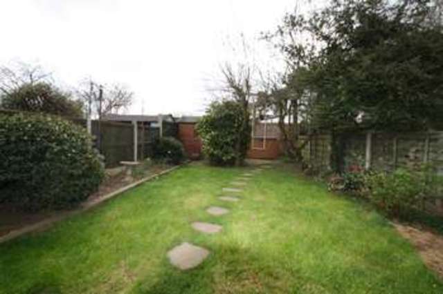 Image of 3 Bedroom Property for sale at Ulster Gardens London London, N13 5DP
