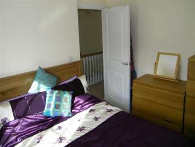  Image of 3 Bedroom Property for sale at Vaughan Crescent Pontarddulais Pontarddulais, SA4 8BA