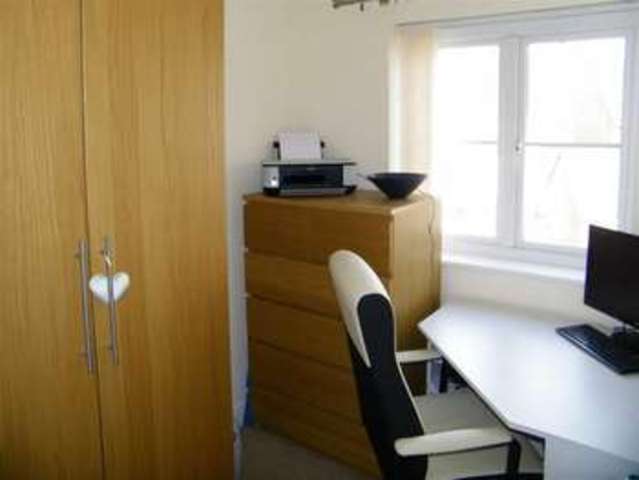  Image of 3 Bedroom Property for sale at Vaughan Crescent Pontarddulais Pontarddulais, SA4 8BA