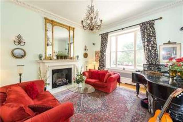  Image of 3 Bedroom Flat for sale at London  Vauxhall Bridge, SW1V 2AA