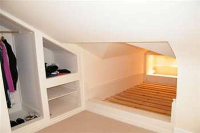  Image of 3 Bedroom Detached to rent at Gillingham, SP8 4LX