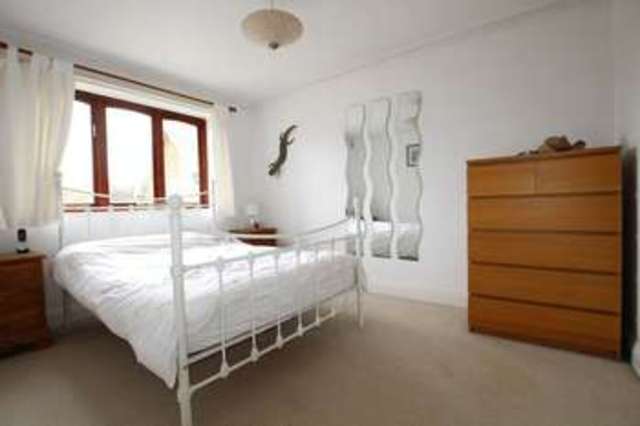  Image of 4 Bedroom Detached for sale at Gurnays Mead West Wellow Romsey, SO51 6BP