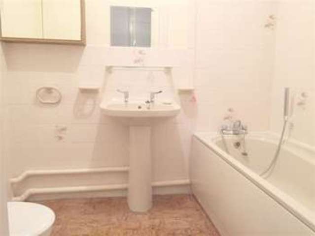  Image of 1 Bedroom Retirement Property for sale at Shirley Croydon Croydon, CR0 8TB