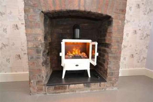  Image of 3 Bedroom Property for sale at Willow Road St Helens St Helens, WA10 4AJ