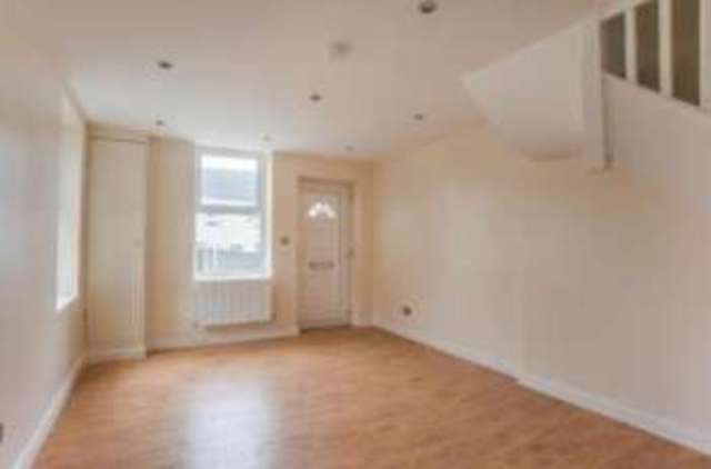  Image of 2 Bedroom End of Terrace for sale at Gillingham Kent Gillingham, ME7 1NB