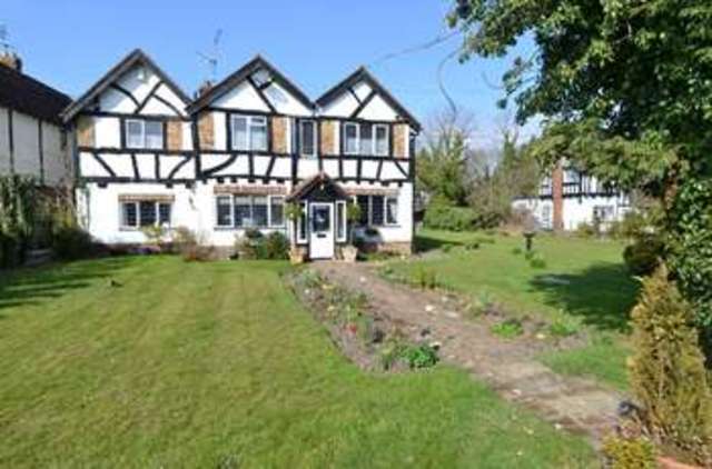  Image of 4 Bedroom Property for sale at 6 Shepherds Walk Chestfield Whitstable, CT5 3NB
