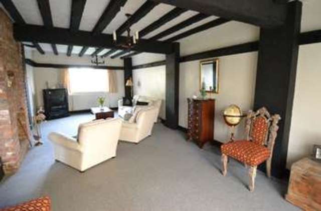  Image of 4 Bedroom Property for sale at 6 Shepherds Walk Chestfield Whitstable, CT5 3NB