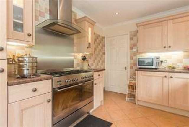  Image of 4 Bedroom Detached for sale at Alvechurch Highway  Lydiate Ash, B60 1NZ