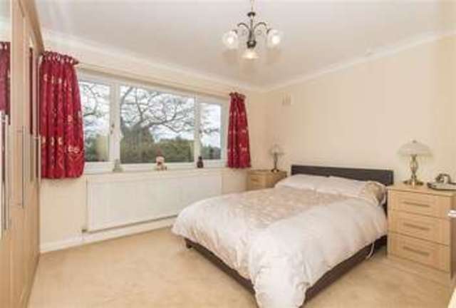  Image of 4 Bedroom Detached for sale at Alvechurch Highway  Lydiate Ash, B60 1NZ
