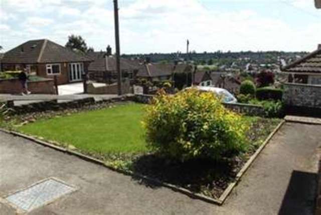  Image of 3 Bedroom Bungalow to rent at Nottingham, NG4 3SE