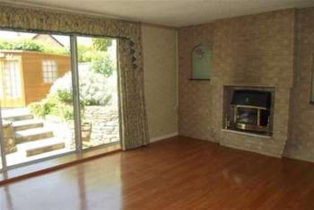  Image of 3 Bedroom Bungalow to rent at Nottingham, NG4 3SE