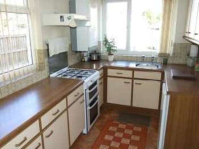  Image of 3 Bedroom Semi-Detached for sale at Beeston Nottingham Bramcote, NG9 4EX