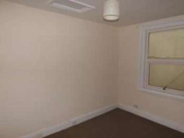  Image of 2 Bedroom Flat for sale at Church Lane Ryde Ryde, PO33 2LX