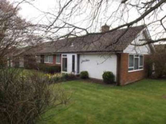  Image of 3 Bedroom Bungalow for sale at Goring-by-Sea Worthing Goring-by-Sea, BN12 4UQ