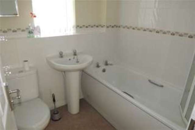  Image of 3 Bedroom Detached to rent at Liverpool, L21 2NB