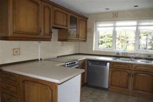  Image of 3 Bedroom Detached to rent at Liverpool, L25 5HT
