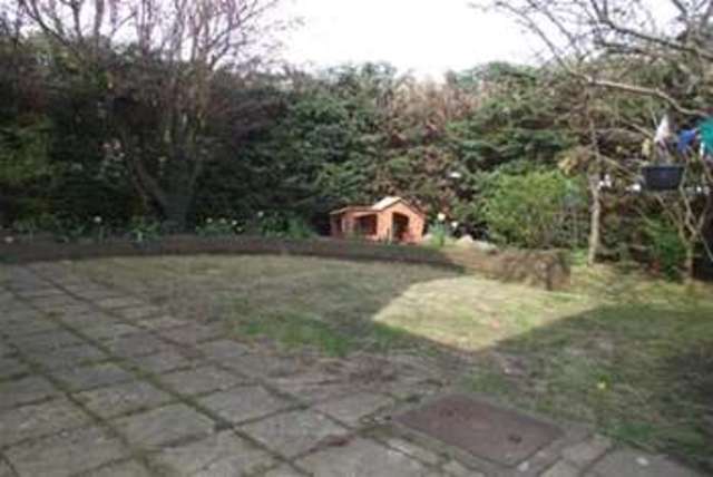  Image of 3 Bedroom Detached to rent at Liverpool, L25 5HT