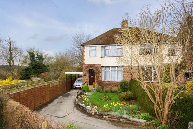  Image of 3 Bedroom Semi-Detached for sale at Dellfield Close  Berkhamsted, HP4 1DS
