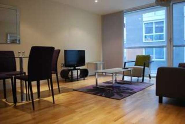  Image of 1 Bedroom Flat to rent at Lanterns Way  Caanry Wharf, E14 9JG