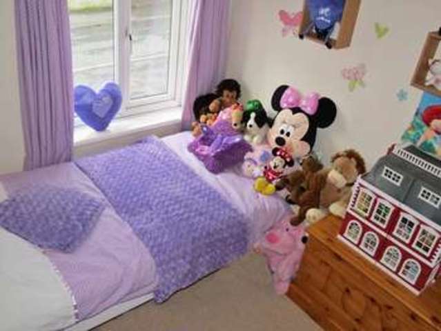  Image of 3 Bedroom Semi-Detached for sale at Leeds LS9 Leeds, LS9 9LD