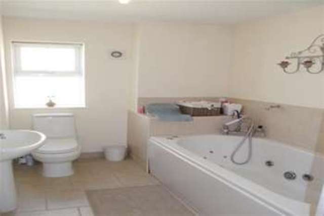  Image of 4 Bedroom Detached to rent at Ely, CB7 5JX