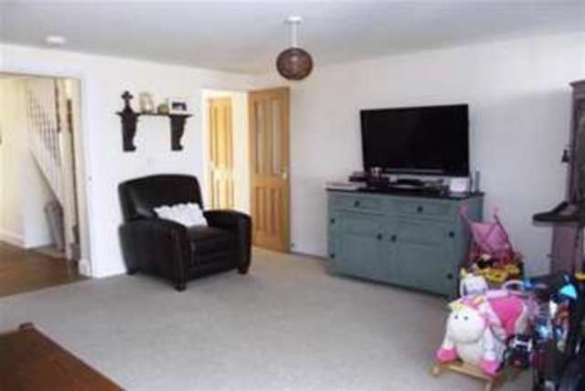  Image of 4 Bedroom Detached to rent at Ely, CB7 5JX