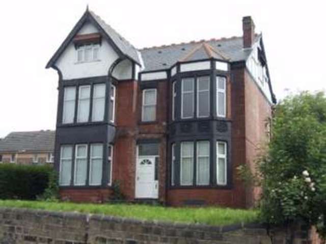  Image of 1 Bedroom Flat to rent at Leeds West Yorkshire, LS8 4DN