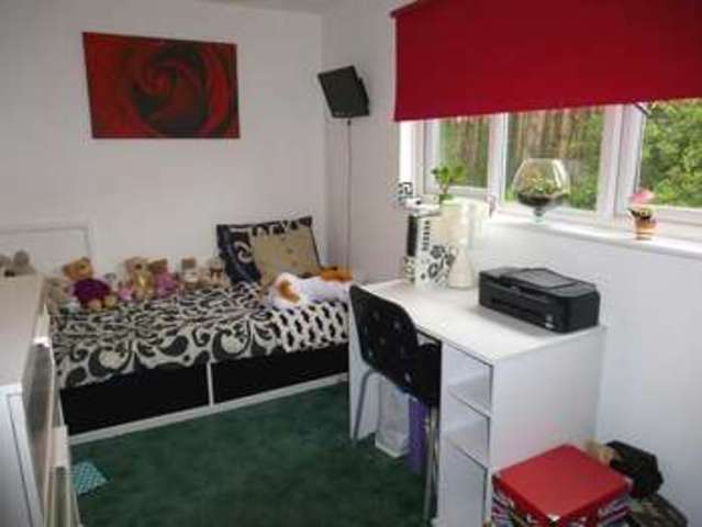  Image of 3 Bedroom Detached to rent at Ashley Heath  Ringwood, BH24 2ER