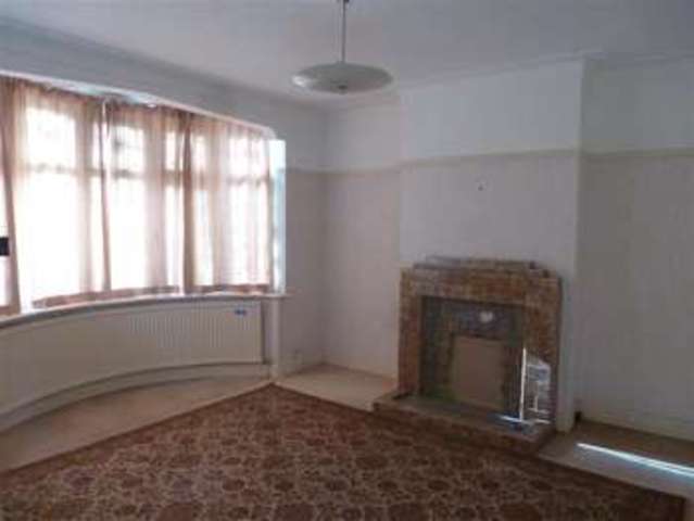  Image of 3 Bedroom Semi-Detached for sale at Upminster Essex Upminster, RM14 2HL