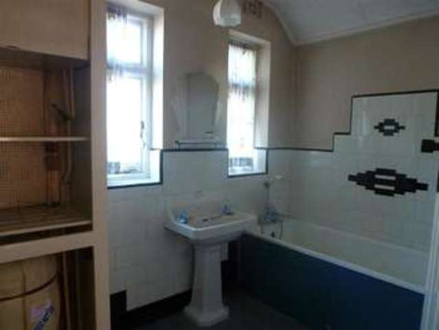  Image of 3 Bedroom Semi-Detached for sale at Upminster Essex Upminster, RM14 2HL