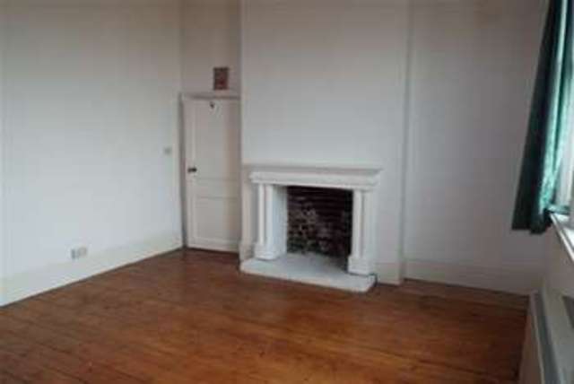  Image of 2 Bedroom Flat to rent at Ramsgate, CT11 8DF