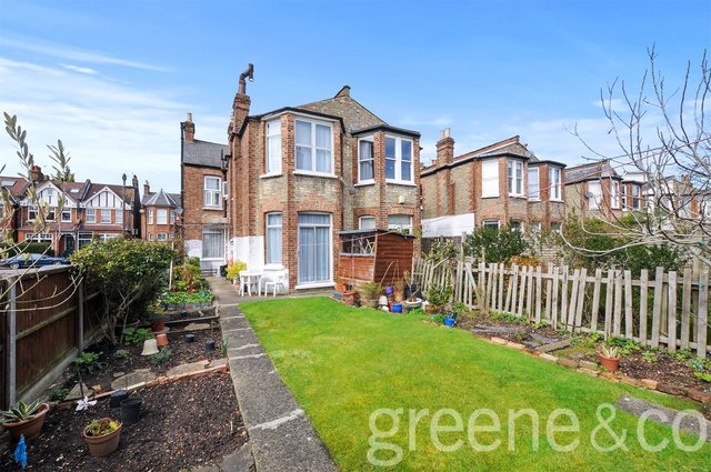  Image of 4 Bedroom End of Terrace for sale at Crouch End London Hornsey, N8 8QY