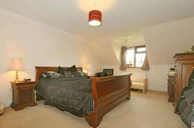  Image of 4 Bedroom Detached for sale at Jury Lane  Sidlesham, PO20 7PX