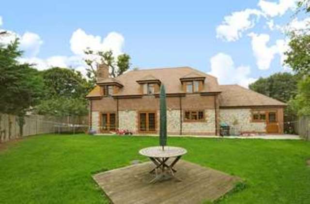  Image of 4 Bedroom Detached for sale at Jury Lane  Sidlesham, PO20 7PX