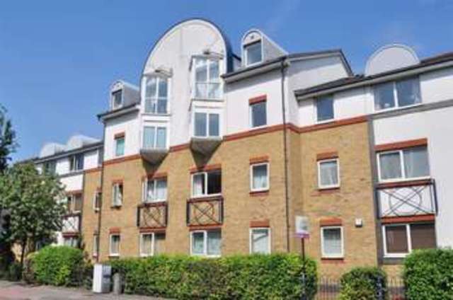  Image of 2 Bedroom Apartment for sale at Sutton Surrey Sutton, SM1 4FP