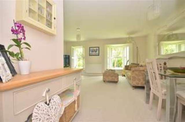  Image of 2 Bedroom Apartment for sale at Ashington West Sussex Ashington, RH20 3GH
