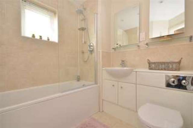  Image of 2 Bedroom Apartment for sale at Ashington West Sussex Ashington, RH20 3GH