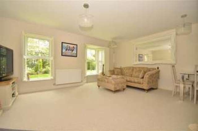  Image of 2 Bedroom Apartment for sale at Ashington West Sussex Ashington, RH20 3GH
