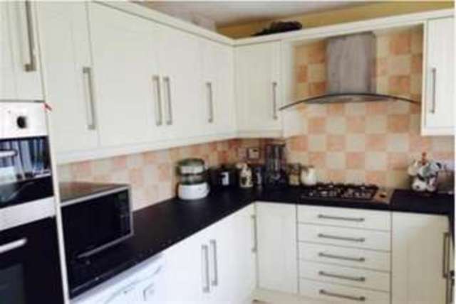  Image of 3 Bedroom Detached to rent at Wrexham, LL14 6TB