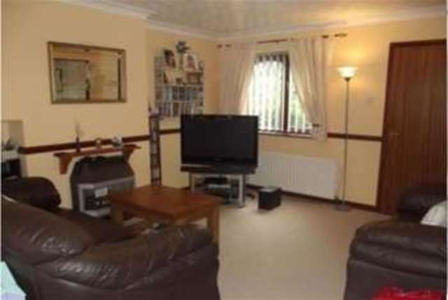  Image of 3 Bedroom Detached to rent at Wrexham, LL14 6TB