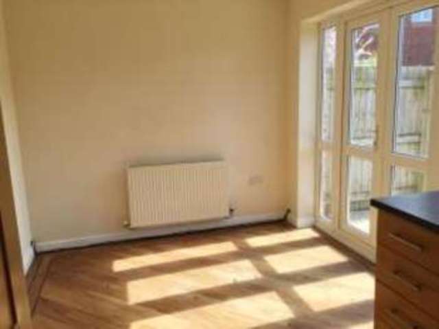  Image of 3 Bedroom Semi-Detached for sale at Lymm Cheshire Broomedge, WA13 0QX