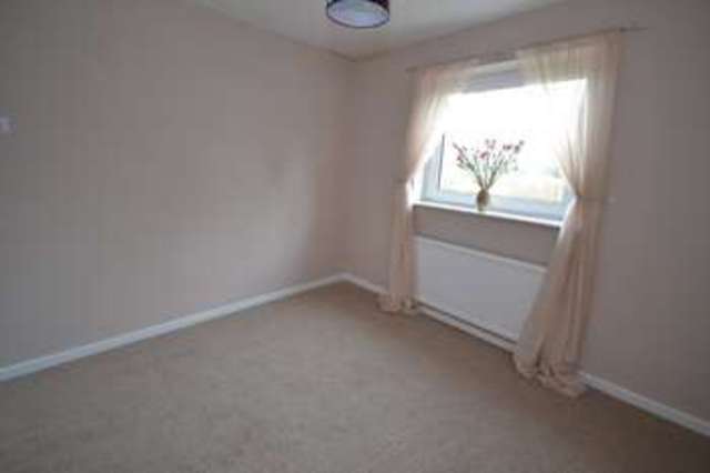  Image of 2 Bedroom Detached for sale at Stanley Wakefield West Yorkshire, WF3 4JT